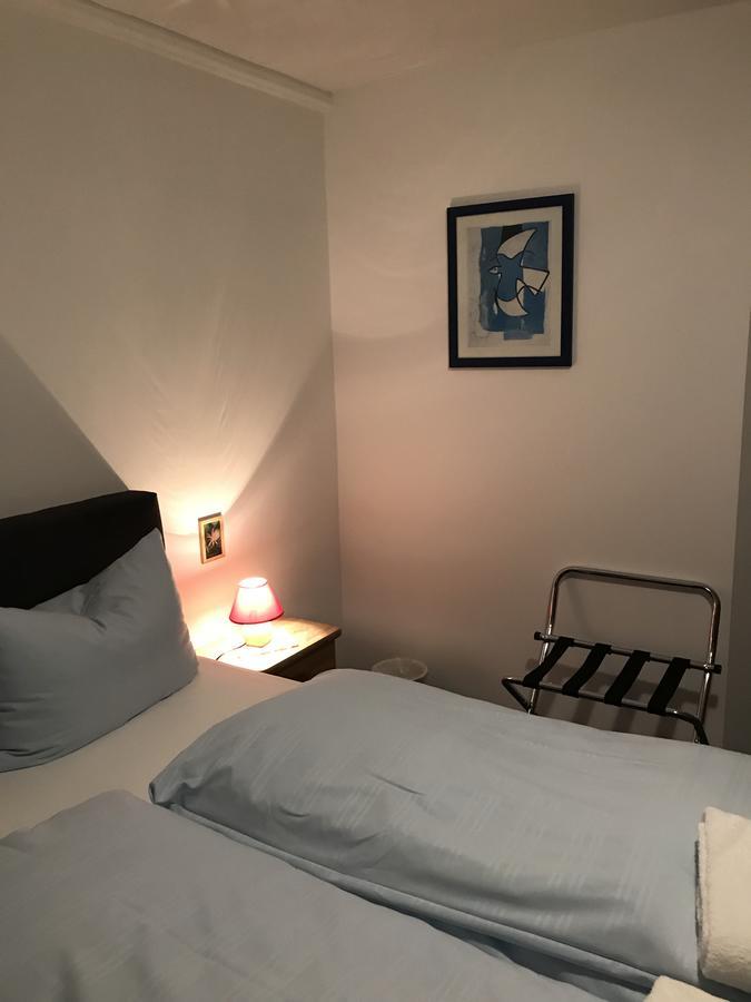 Hotel Guntia Boardinghouse ギュンツブルク エクステリア 写真