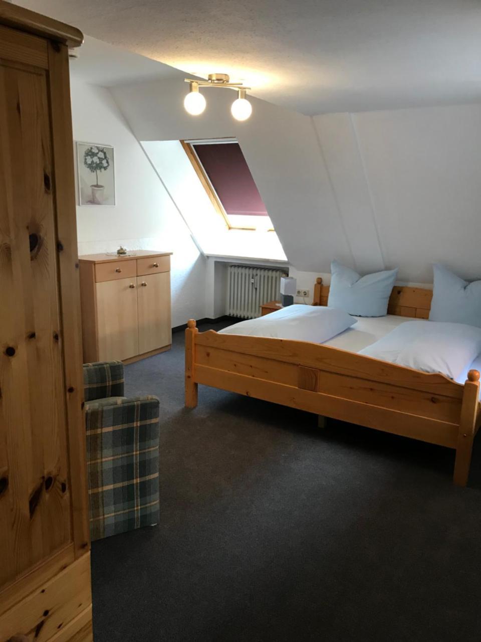 Hotel Guntia Boardinghouse ギュンツブルク エクステリア 写真