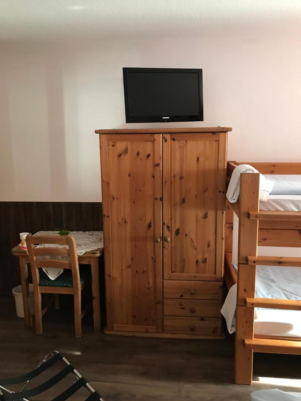 Hotel Guntia Boardinghouse ギュンツブルク エクステリア 写真