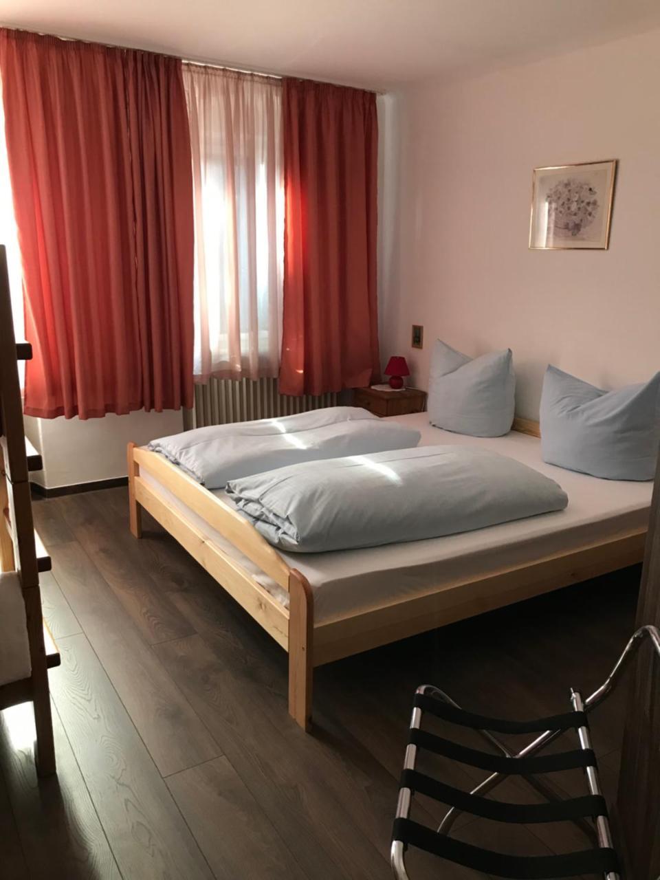 Hotel Guntia Boardinghouse ギュンツブルク エクステリア 写真