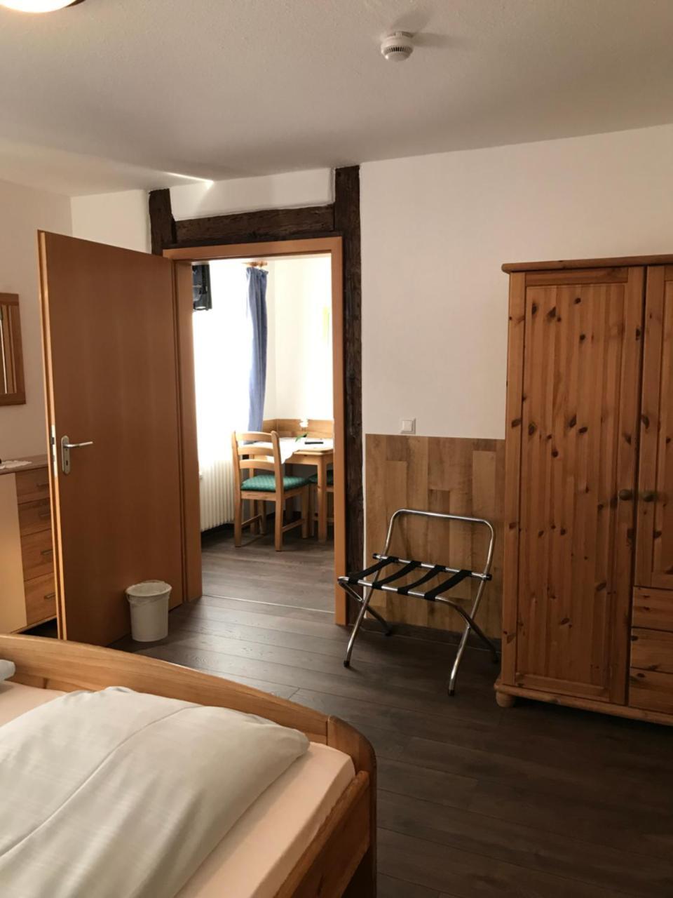 Hotel Guntia Boardinghouse ギュンツブルク エクステリア 写真